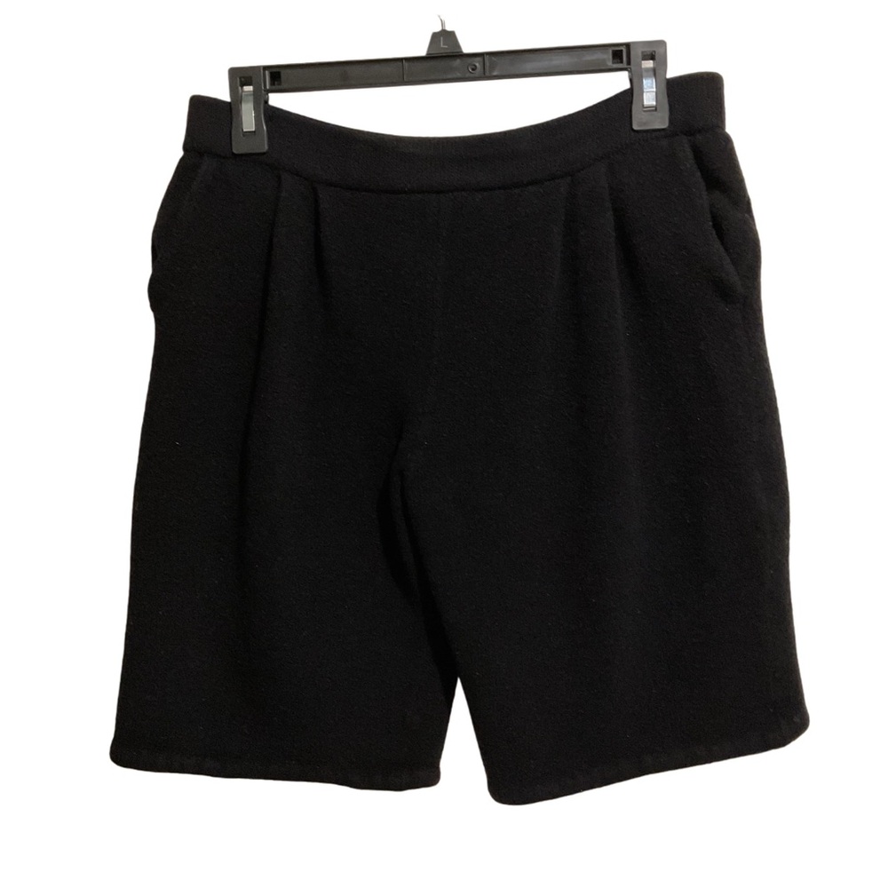 St. John Basics Pleated Bermuda Shorts Black
